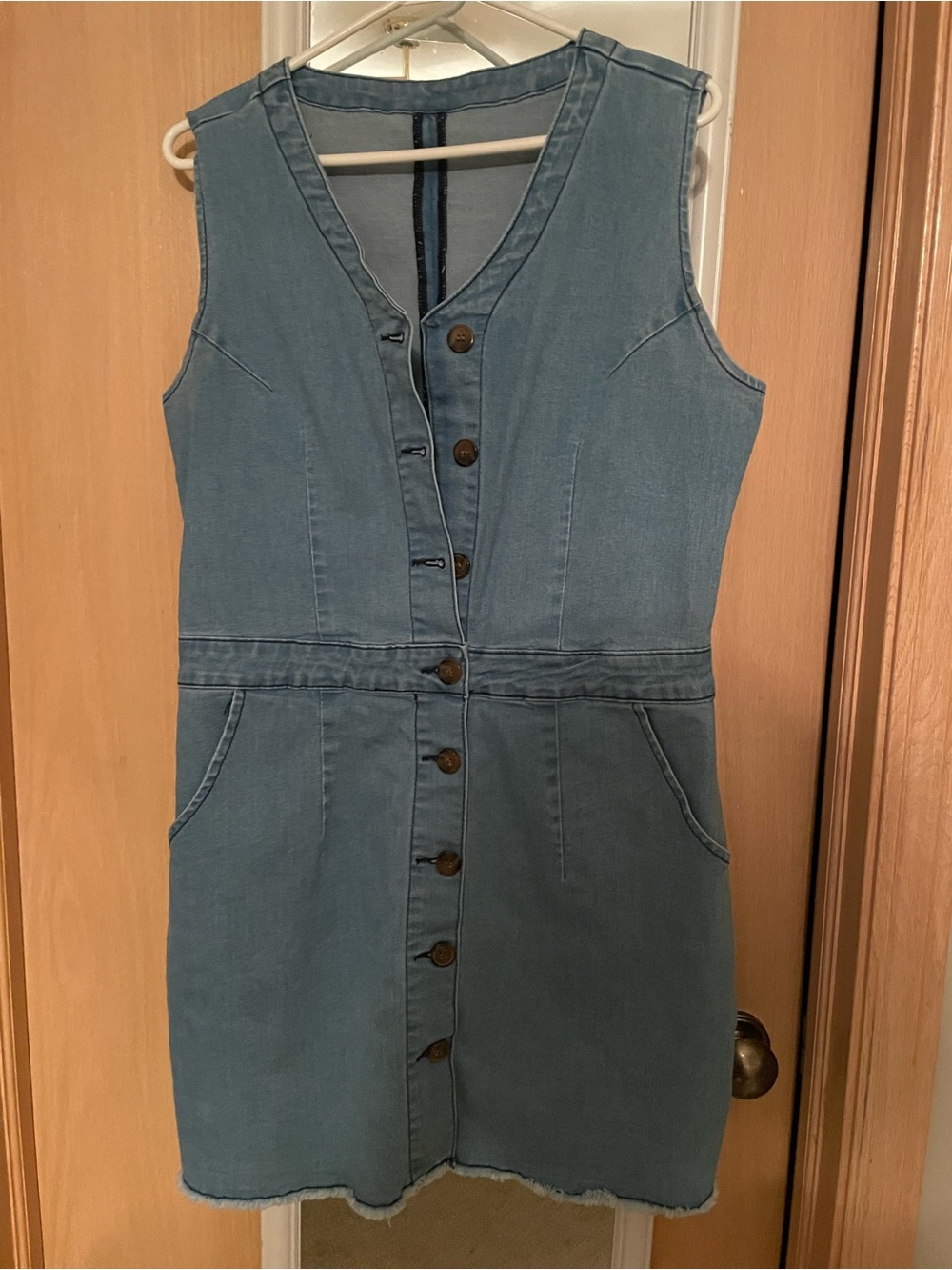 Sleeveless Denim Button-Front Dress in Light Blue